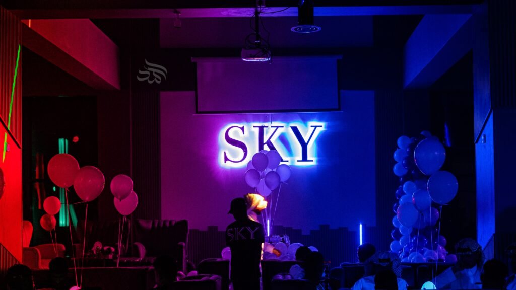 سكاي لاونج | Sky Lounge